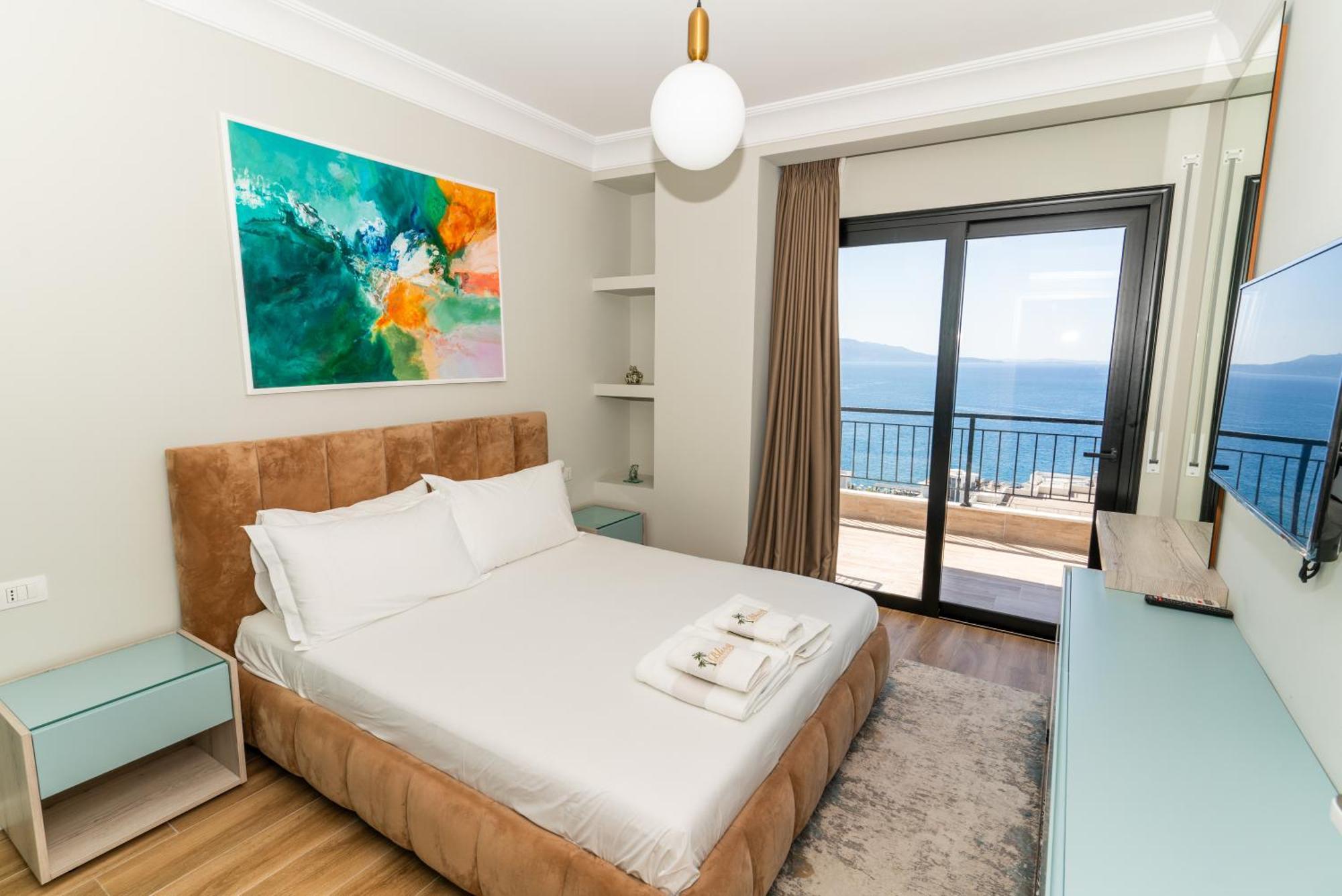 Blissful Apartments Sarandë Esterno foto
