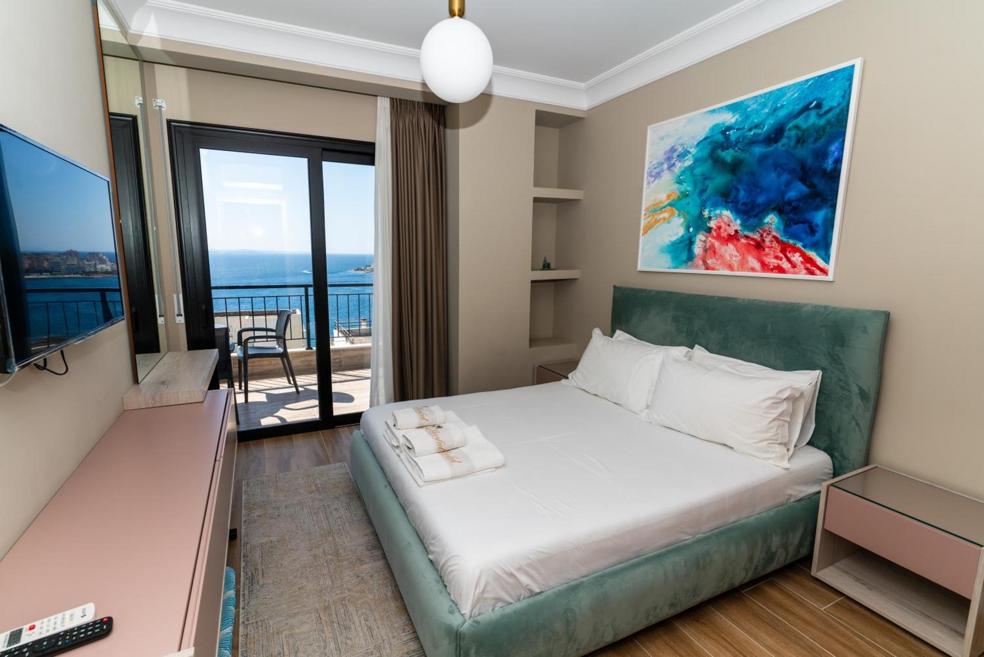 Blissful Apartments Sarandë Esterno foto